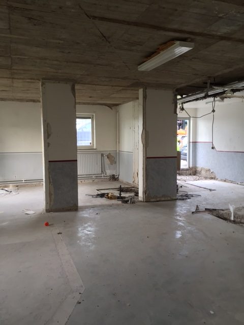 Gammalt kontor som konverteras till lägenhet